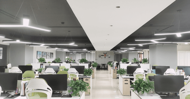 東盈廢舊輪胎煉油設(shè)備