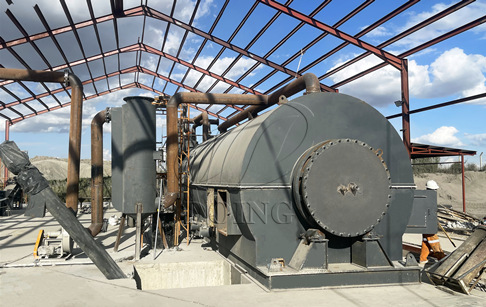 肯尼亞DY-15型廢輪胎熱裂解處理設(shè)備順利安裝