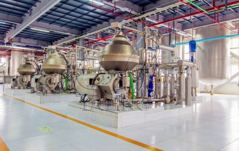 尼日利亞客戶(hù)訂購(gòu)河南國(guó)瑞50噸食用油全連續(xù)精煉設(shè)備和30噸分提設(shè)備